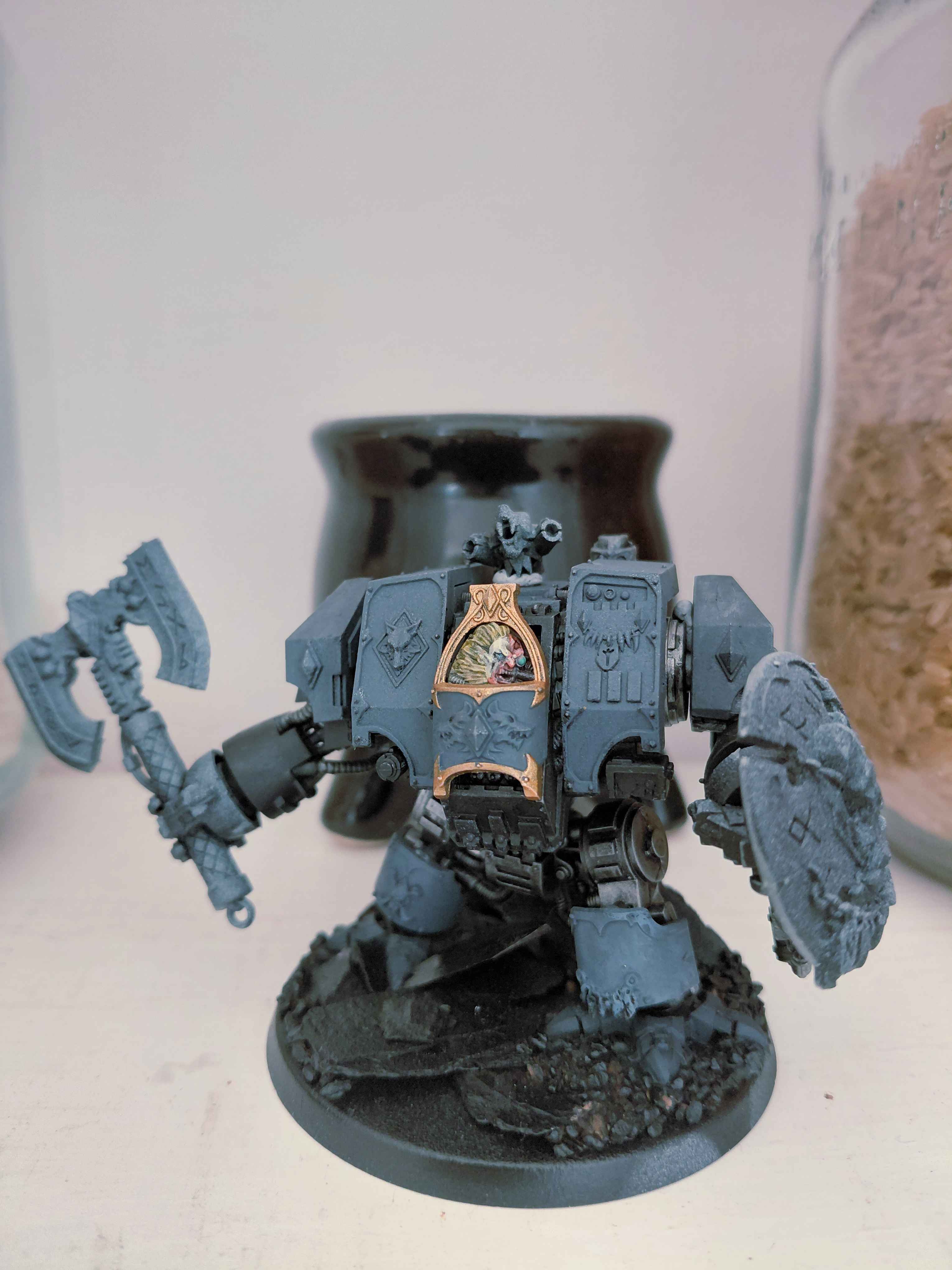 Yann the Dreadnought painted alongside Wulfen